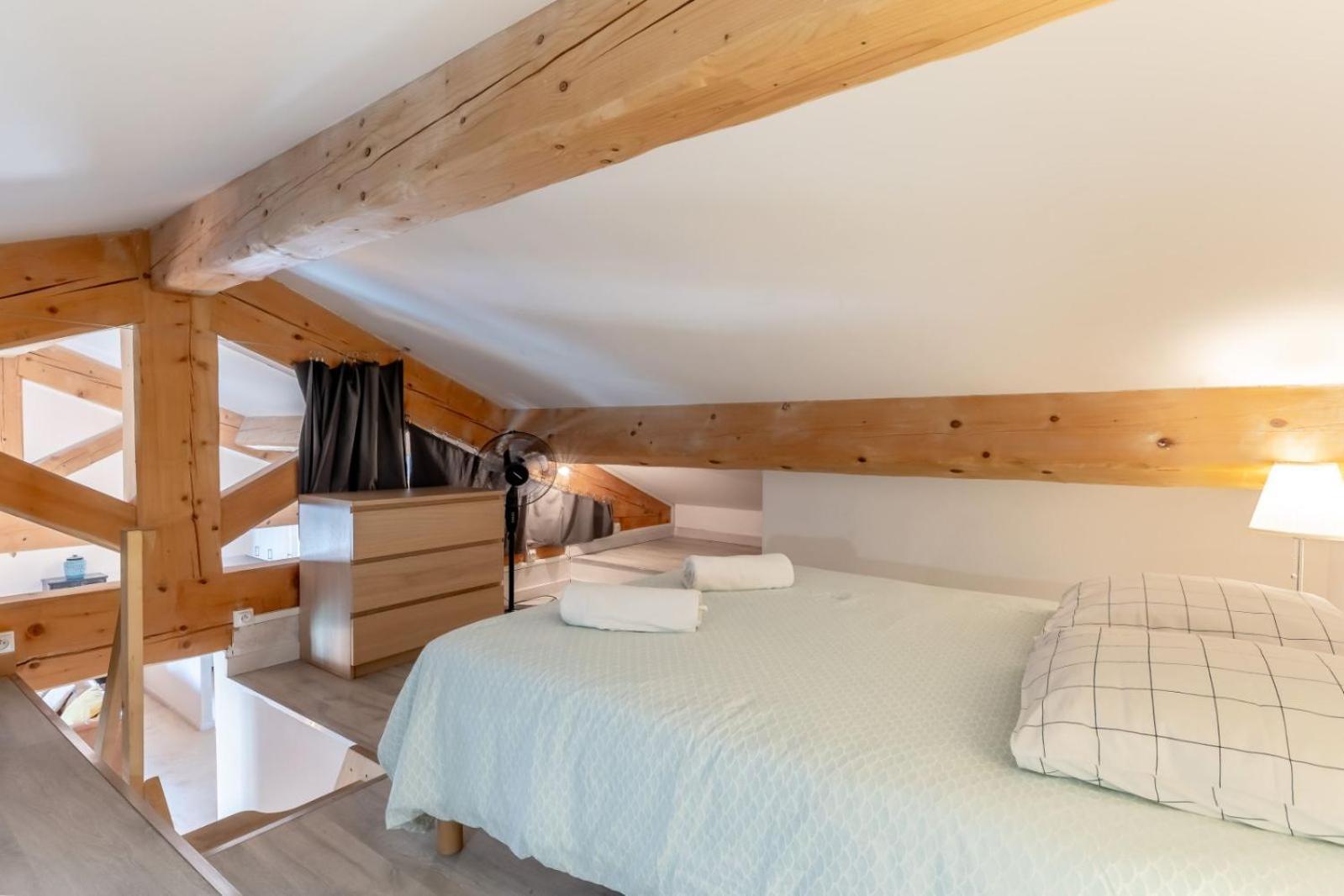 Olive- Vaste Appartement Donnant Sur La Sorgue LʼIsle-sur-la-Sorgue Exteriör bild